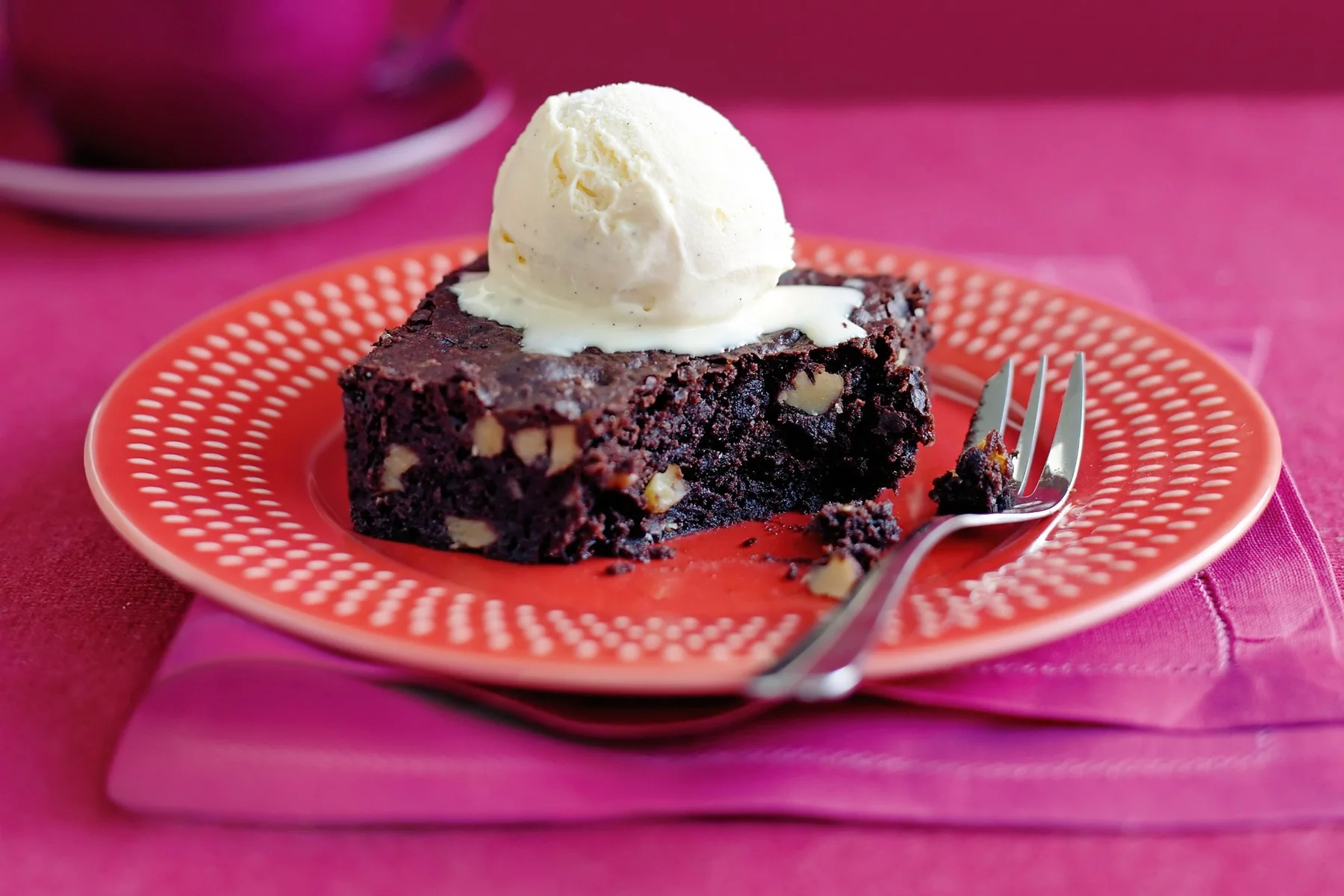 Brownie with ice cream