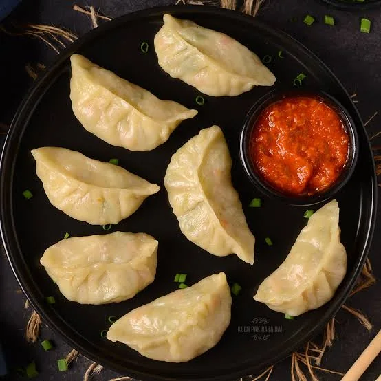 Steamed momos