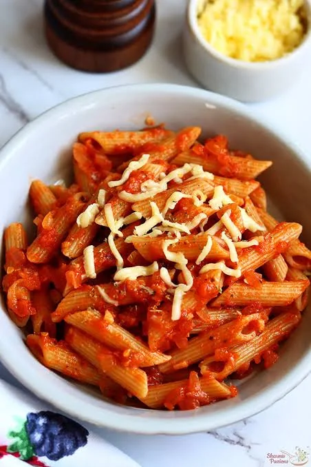 Red sauce pasta